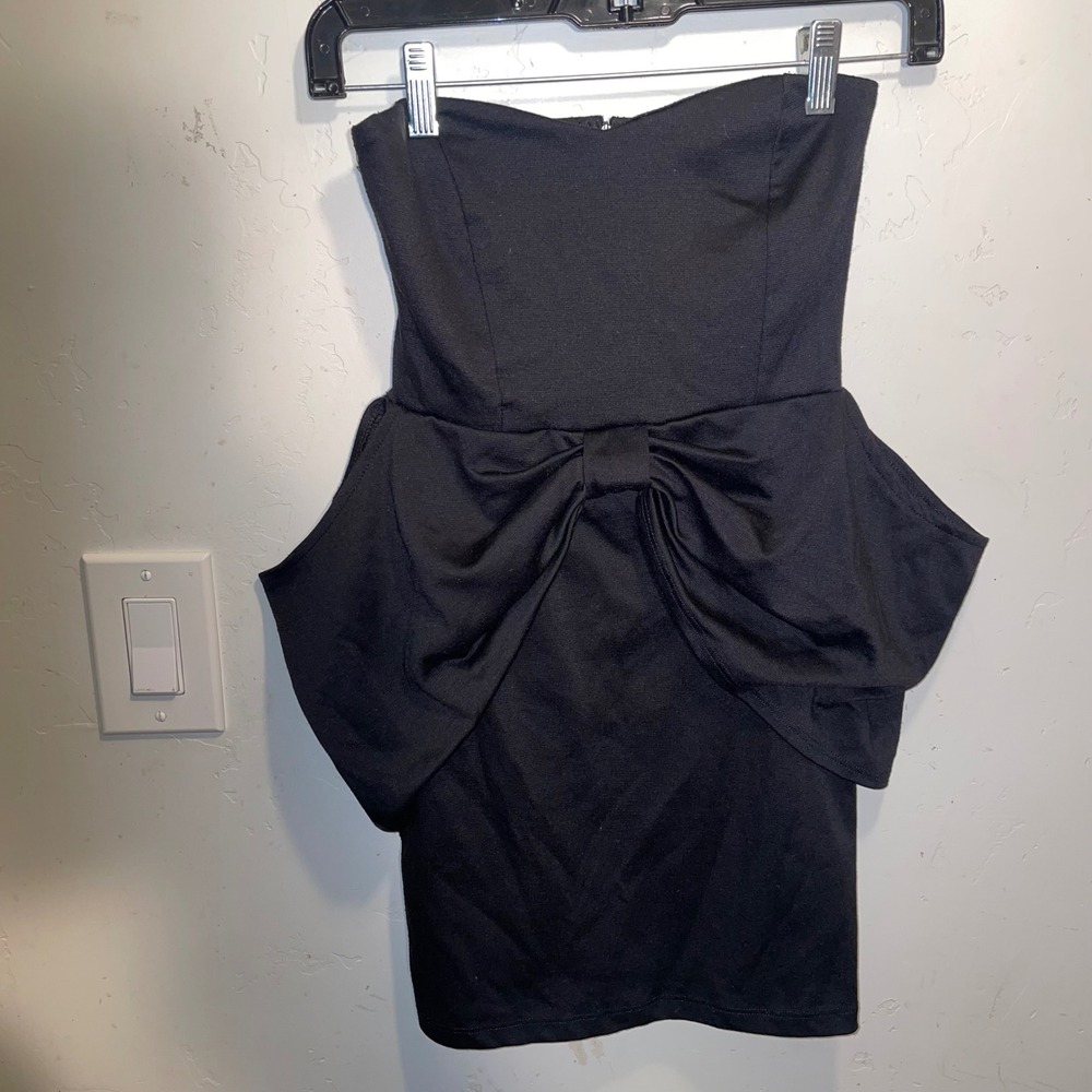 Kary's Black Strapless Mini Dress Bow Peplum Sweetheart Neck Cocktail Party